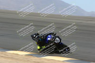 media/Apr-10-2022-SoCal Trackdays (Sun) [[f104b12566]]/Bowl (11am)/